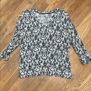 Make Black gray/cream  red Patterned Blouse
